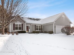 783 Providence Ln, Crystal Lake, IL 60012