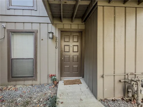 2610 Cumberland Ct SE, Smyrna, GA 30080