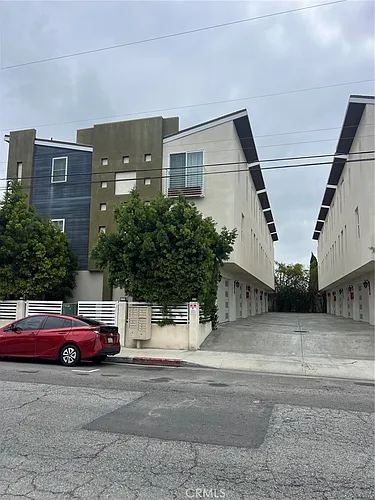 13804 Cordary Ave Photo 1