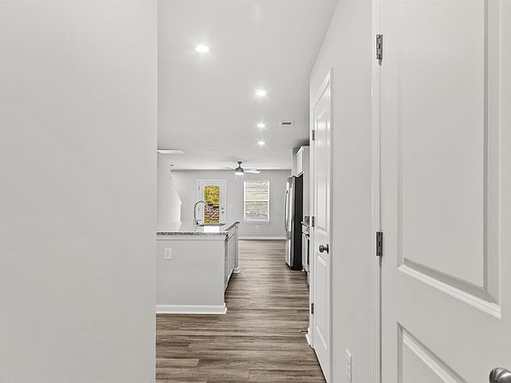 2nd image of 1281 Forestbrook Ln