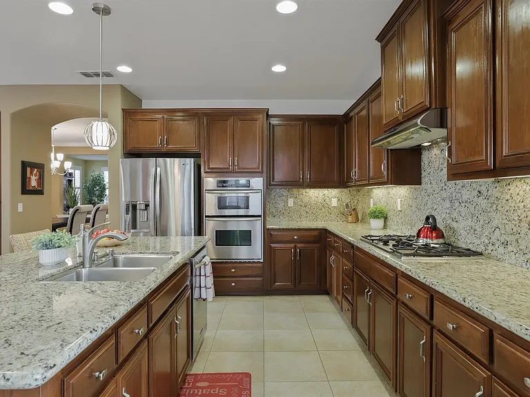652 W Sombra Way — Photo 13