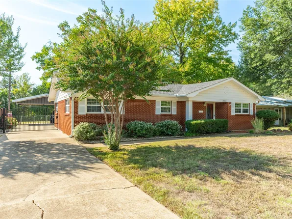 2160 Sycamore St, Paris, TX 75460