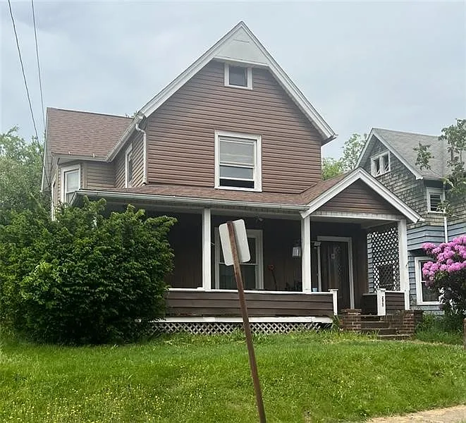 273 Orchard St photo 1