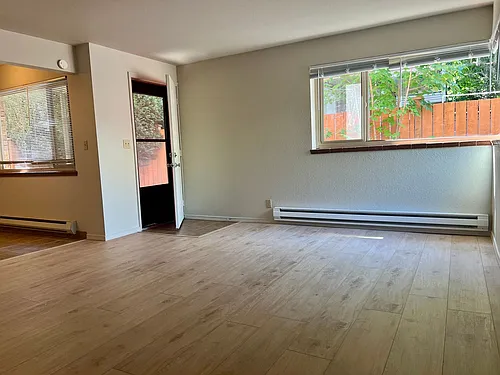 6525 24th Ave NW #3 Photo 1 6525 24th Ave NW #3 Photo 1
