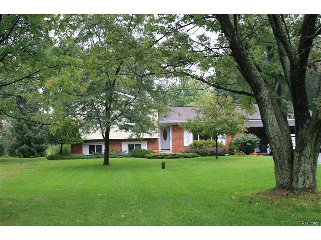 1200 N Alstott Dr photo 1