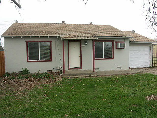 1st image of 3437 Huss Ave
