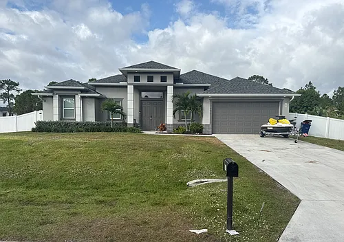 1405 Poinsettia Ave Photo 1