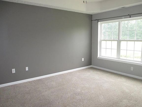 4th image of 9118 Clubhouse Dr