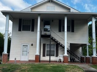 1015 E Harper Ave, Maryville, TN 37804