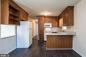5th image of 11031 Ascot Cir
