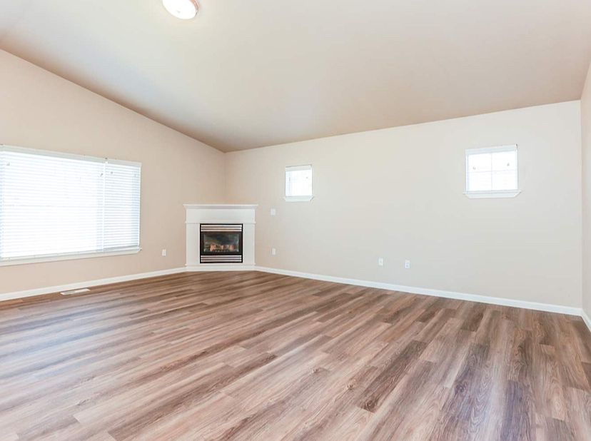 1st image of 7412 19th Pl SE