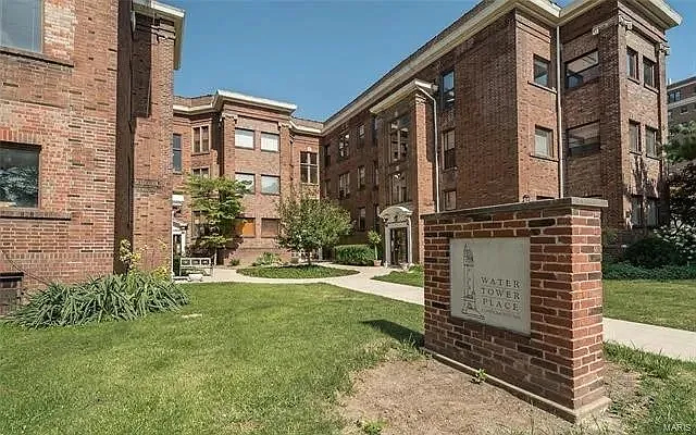 2017 S Grand Blvd — Photo 15