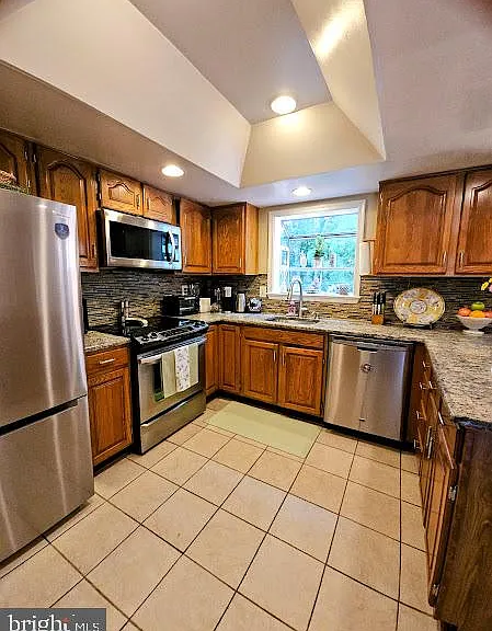 2997 Mission Square Dr — Photo 12