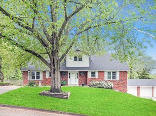 206 Fredricks Ln, Jefferson City, MO 65101