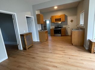 9 Bayard St #1, Amsterdam, NY 12010