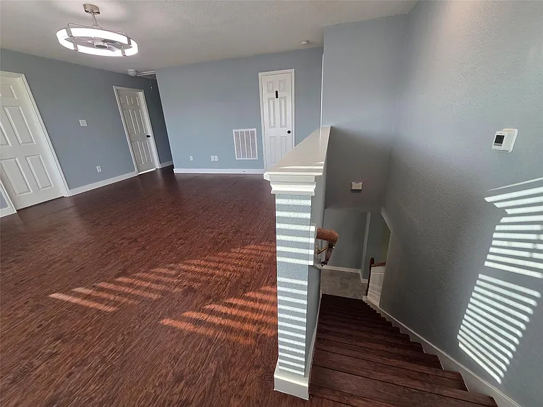 9526 Heflin Colony Dr — Photo 25
