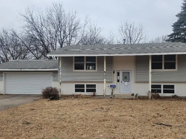 520 8th Ave NW, Waseca, MN 56093