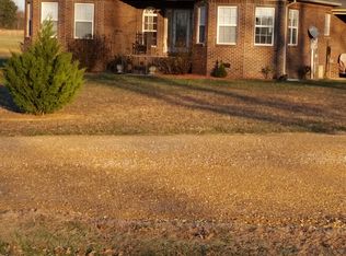 111 S Crosswoods Ln, Hohenwald, TN 38462