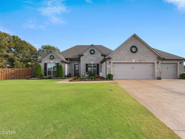 30 Papillon Cv, Jackson, TN 38305