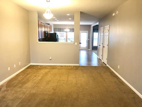 3rd image of 201 Brome Dr
