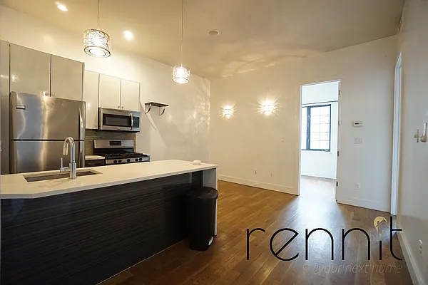 Rented by Rennit Inc. | media 40