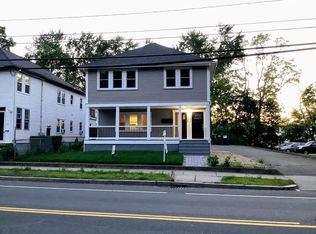 101-103 Lexington St #101, Auburndale, MA 02466