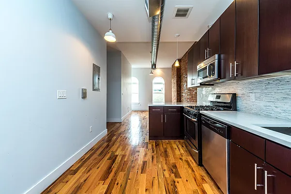 Rented by Nooklyn NYC LLC | media 16