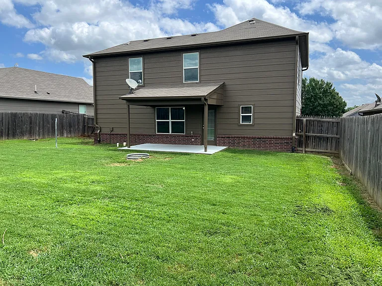 1117 S Catalina Dr — Photo 15