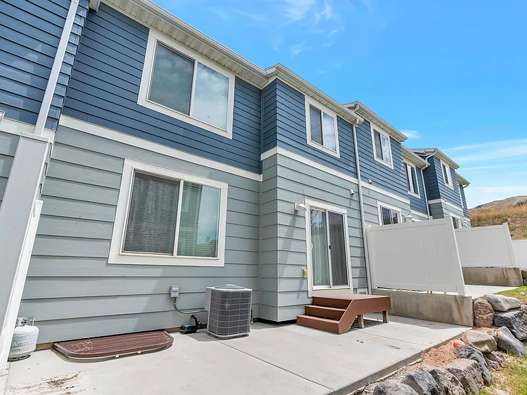 691 W Broad Stripes Dr #1 — Photo 2