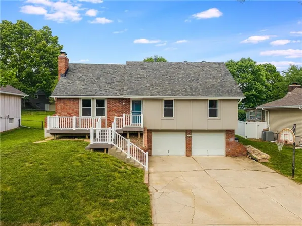 7312 NW 78th St, Kansas City, MO 64152