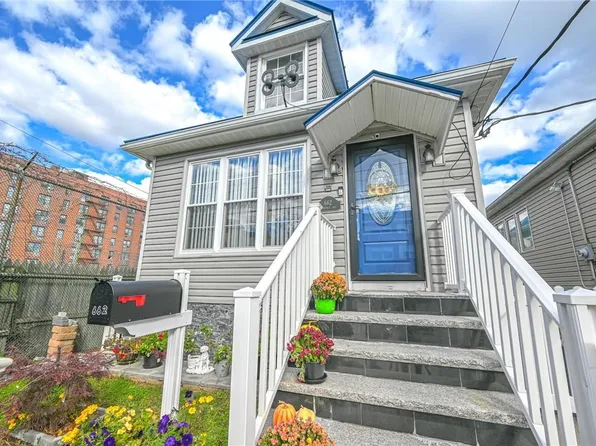662 Clarence Avenue, Bronx, NY 10465
