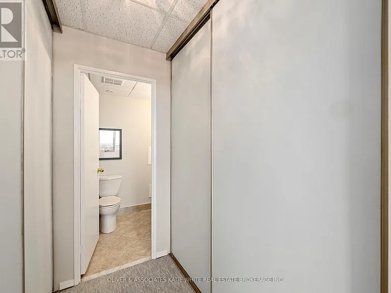 389 Dundas St #1901 — Photo 2