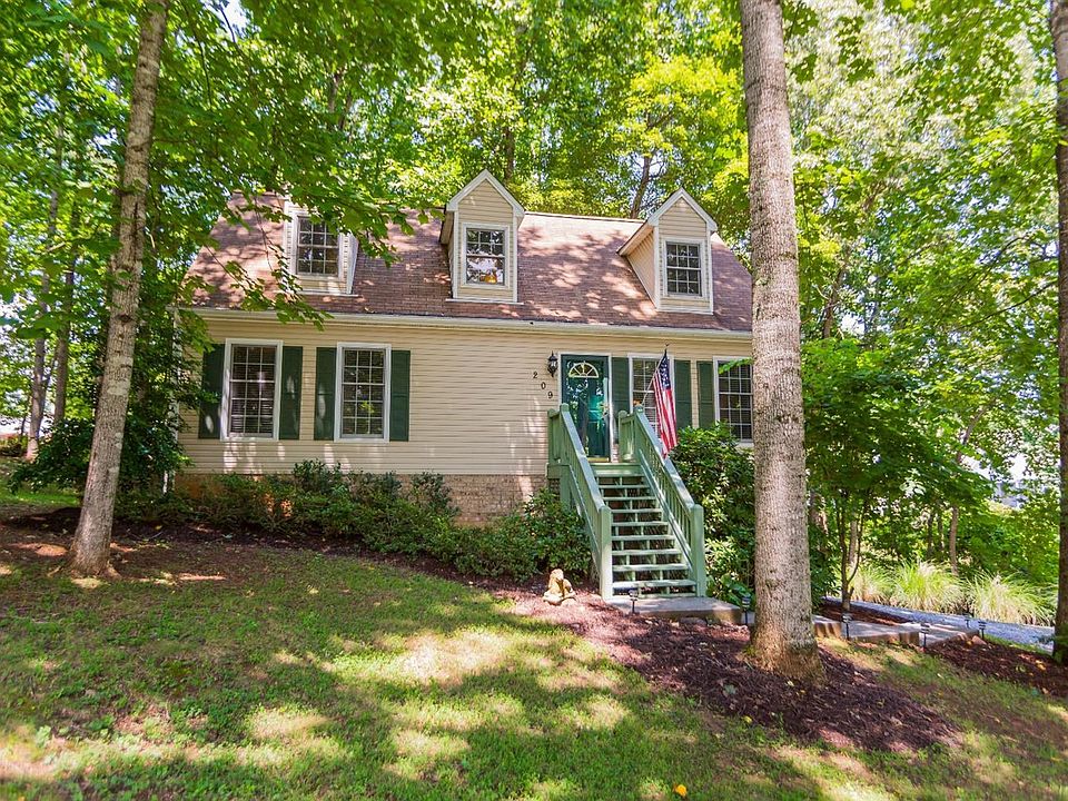 1st image of 209 Cascade Ct