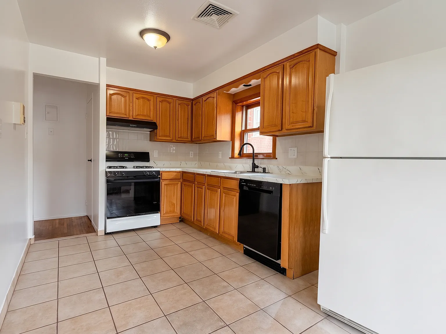 228 Battery Avenue — Photo 2