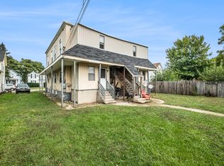 914 Courtney St NW, Grand Rapids, MI