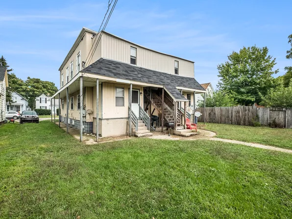 914 Courtney St NW, Grand Rapids, MI 49504