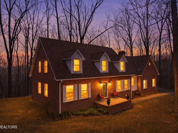 207 Strader Rd, Powell, TN 37849