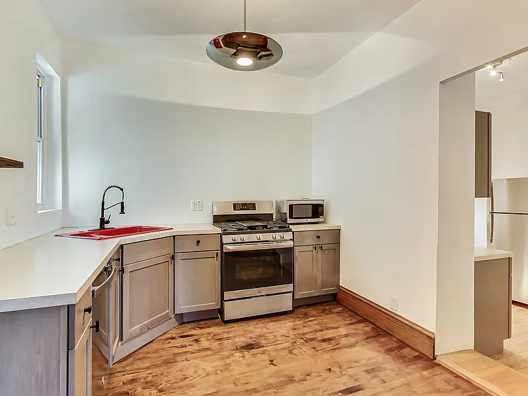 2648 N Troy St #2 — Photo 17