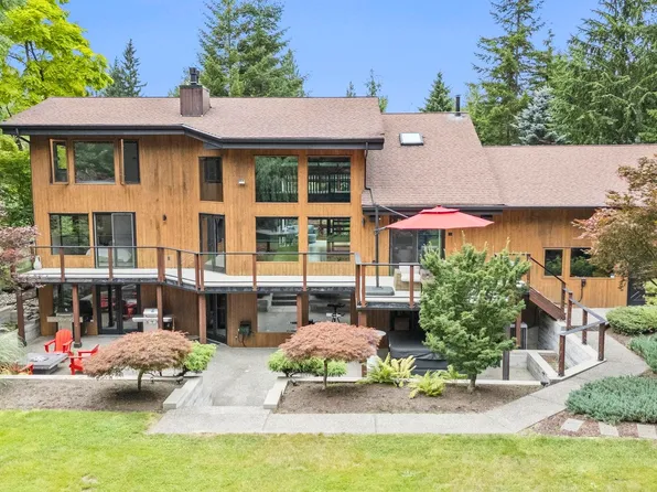 12650 261st St, Maple Ridge, BC V2W 1C3
