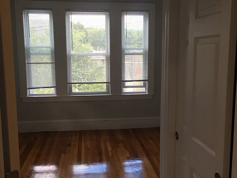 51 Seaverns Ave #6 — Photo 18