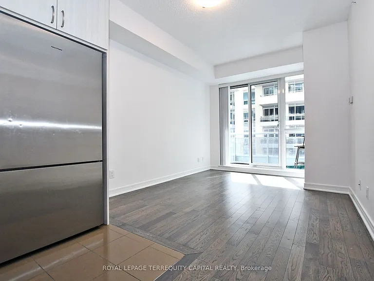 9201 Yonge St #NW-407 — Photo 6
