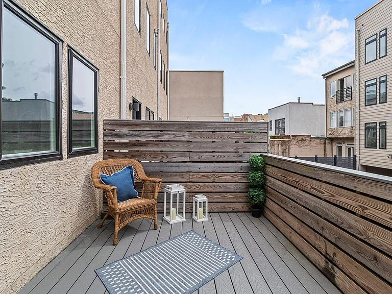 418 Fairmount Ave — Photo 46