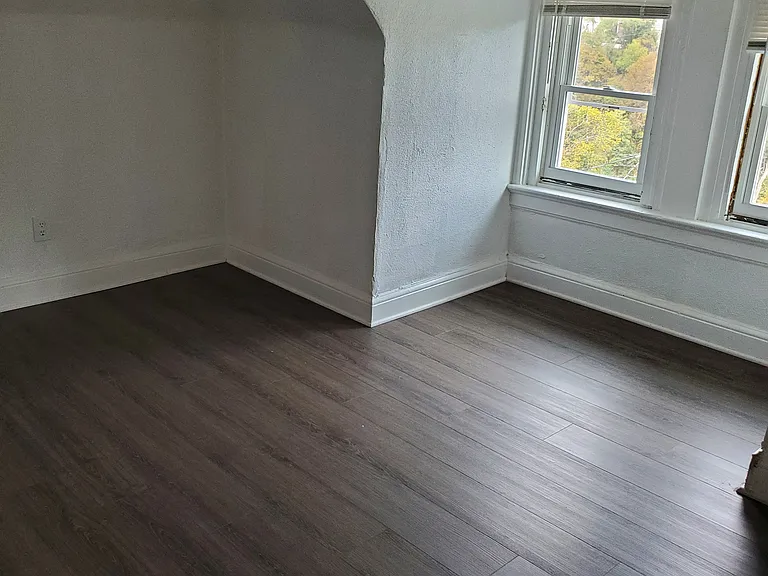 243 Watson Blvd #2 — Photo 31
