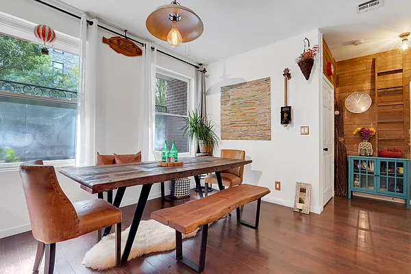 Sold by Compass | media 5