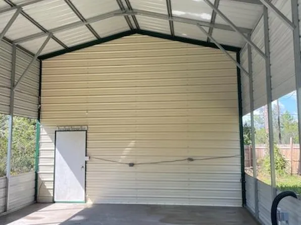 1 SE 855th Ave, Suwannee, FL 32680