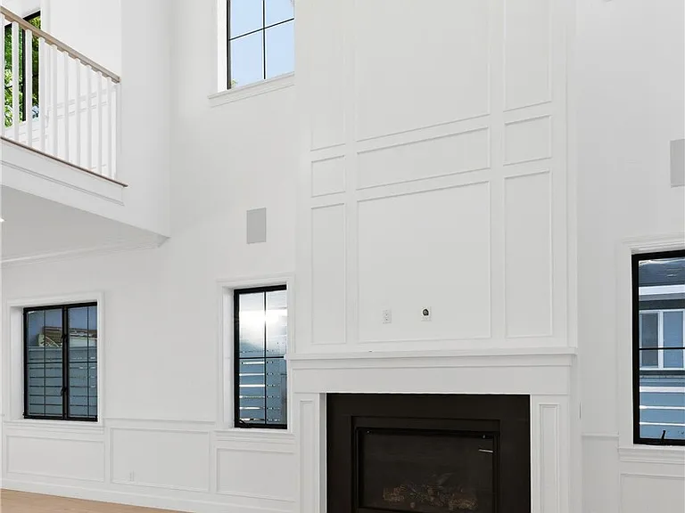 1405 Oak Ave — Photo 8