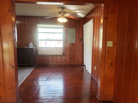 5th image of 2405 N T St
