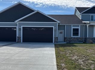 238 S Bridge Rd, Northwood, OH 43619