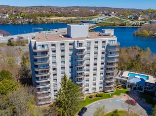 30 Brookdale Cres #509, Halifax, NS B3A 4T7