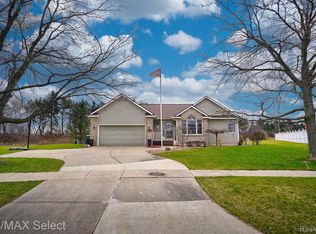 4196 S Locust Ln, Swartz Creek, MI